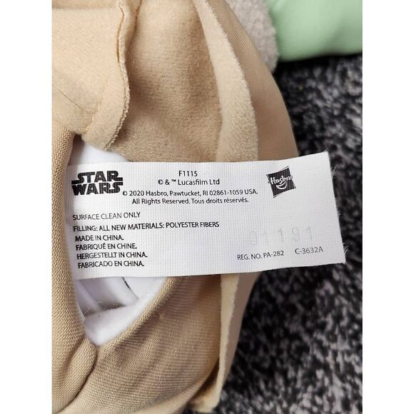 Star Wars The Mandalorian The Child 7 1/2-Inch Electronic Plush #A84 - Picture 7 of 8